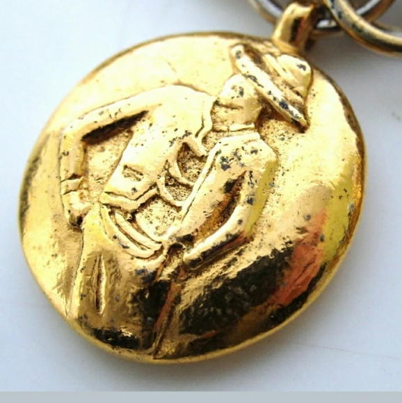 AUTH CHANEL LOGO ICON VINTAGE BLE RUBBED T METAL - Picture 2 of 8